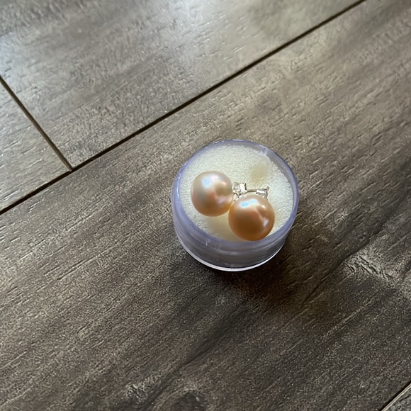 Pearl earrings - Picture 2 of 6